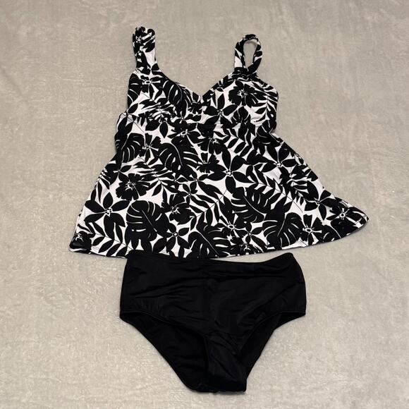 SwimsuitsForAll Other - Kim Gravel x Swimsuits For All Flowy‎ Tankini and Brief Set Size 8 New with tags